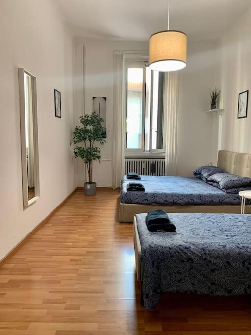 Splendido Bilocale A 4 Fermate Dal Duomo Leilighet Milano Eksteriør bilde