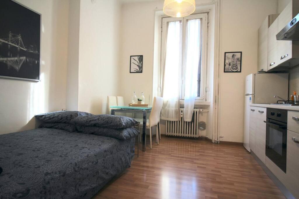 Splendido Bilocale A 4 Fermate Dal Duomo Leilighet Milano Eksteriør bilde