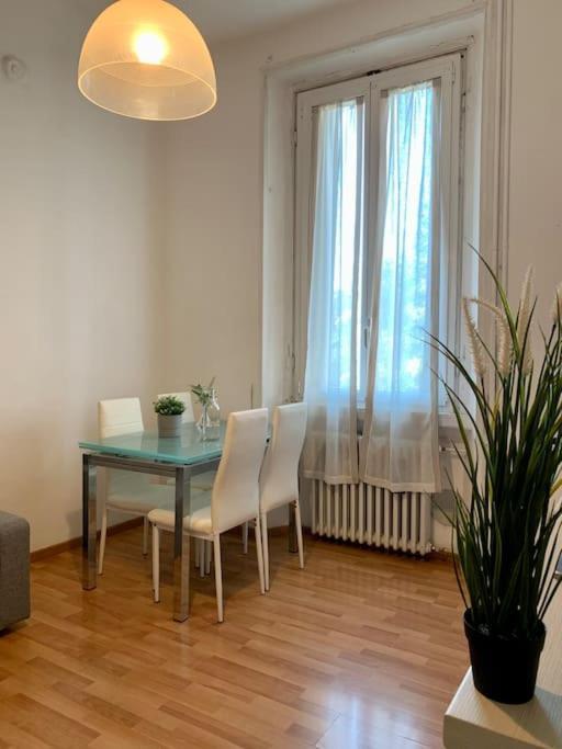 Splendido Bilocale A 4 Fermate Dal Duomo Leilighet Milano Eksteriør bilde